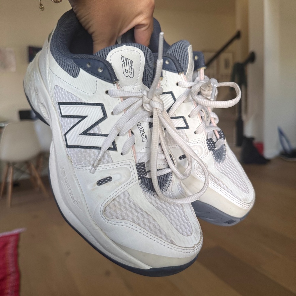 New Balance Fresh Foam X 1007 Women’s Size 7.5/8